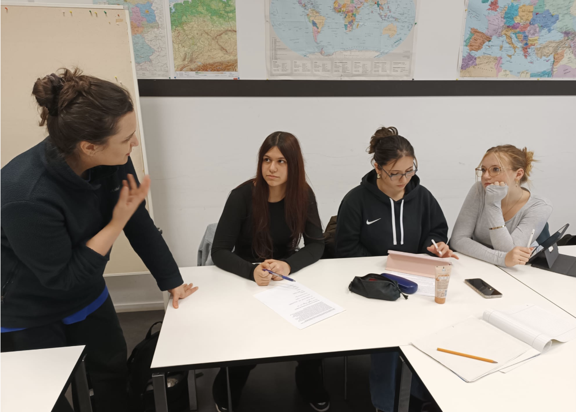 Spinxx-Workshop beim doxs! Festival: Filmkritik aus Schüler*innen-Perspektive